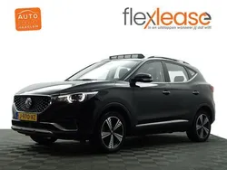 Zwart metallic Gebruikt 2020 MG ZS Luxury Sedan | € 14.900 (Eerlijke prijs)