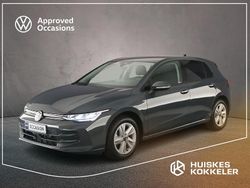 Dolphin grey metallic (b0) Gebruikt 2024 VW Golf VIII Edition Hatchback | € 31.500 (Duur)