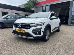 Wit Gebruikt 2021 Dacia Sandero Comfort Hatchback | € 13.749 (Eerlijke prijs)