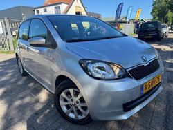 Grijs, metallic lak Gebruikt 2013 Skoda Citigo Hatchback | € 6.250 (Goede deal)