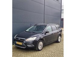 Zwart Gebruikt 2008 Ford Focus Titanium Stationwagen | € 1.795 (Goede deal)