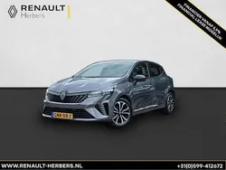 Grijs metallic Gebruikt 2024 Renault Clio V Techno Hatchback | € 19.950 (Eerlijke prijs)