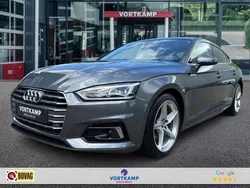 Grijs, andere lak Gebruikt 2019 Audi A5 Sport Coupé | € 28.500 (Goede deal)
