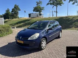 Blauw Gebruikt 2008 Renault Clio GrandTour Business Stationwagen | € 2.500 (Iets duurder)