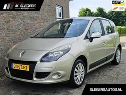Beige Gebruikt 2009 Renault Scénic III Expression MPV | € 4.950 (Eerlijke prijs)