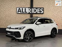 Wit Gebruikt 2025 VW Tiguan R-line Edition SUV | € 44.950 (Goede deal)