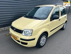 Geel Gebruikt 2011 Fiat Panda Active Hatchback | € 3.745 (Eerlijke prijs)