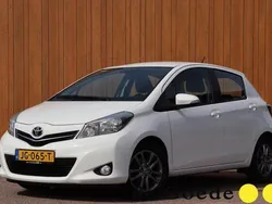 Wit Gebruikt 2014 Toyota Yaris Trend Hatchback | € 7.940 (Eerlijke prijs)