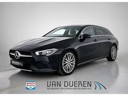 Zwart Gebruikt 2021 Mercedes CLA220 Advantage Sedan | € 30.950 (Goede deal)