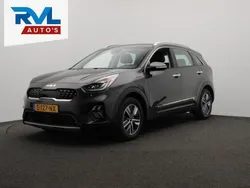 Grijs, metallic lak Gebruikt 2022 Kia Niro SUV | € 21.995 (Super prijs)