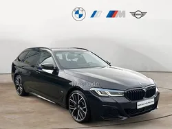 Zwart Gebruikt 2022 BMW 530 M Sport Stationwagen | € 48.900 (Duur)