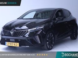 Zwart Gebruikt 2024 Renault Clio V Techno Hatchback | € 20.200 (Duur)
