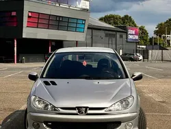 Gebruikt 2005 Peugeot 206 Quiksilver Sedan | € 800 (Goede deal)