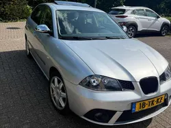 Zilver Gebruikt 2006 Seat Ibiza Hatchback | € 1.700 (Eerlijke prijs)