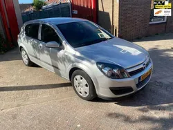 Grijs Gebruikt 2005 Opel Astra Enjoy Hatchback | € 4.250 (Duur)