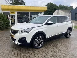 Wit, metallic lak Gebruikt 2020 Peugeot 5008 Premium MPV | € 16.250 (Eerlijke prijs)