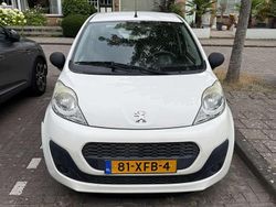 Wit Gebruikt 2012 Peugeot 107 Access Hatchback | € 4.400