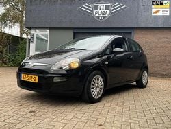 Zwart Gebruikt 2011 Fiat Punto Evo Hatchback | € 1.940 (Eerlijke prijs)