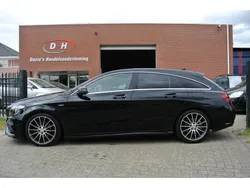 Zwart Gebruikt 2017 Mercedes CLA180 Sedan | € 16.499 (Eerlijke prijs)