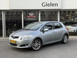 Grijs Gebruikt 2008 Toyota Auris Hatchback | € 6.400 (Duur)