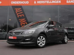 Grijs Gebruikt 2014 Opel Astra Enjoy Sedan | € 8.399 (Goede deal)