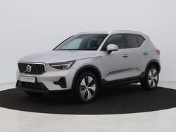Grijs Gebruikt 2023 Volvo XC40 Core SUV | € 33.700 (Super prijs)