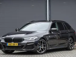 Grijs Gebruikt 2024 BMW 530e Shadowline Stationwagen | € 49.950 (Eerlijke prijs)