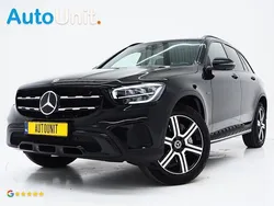 Zwart Gebruikt 2021 Mercedes GLC300 Premium SUV | € 39.840 (Eerlijke prijs)