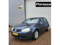 Blauw Gebruikt 2005 VW Golf IV Trendline Hatchback | € 1.945 (Eerlijke prijs)
