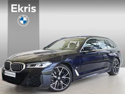 Zwart, metallic lak Gebruikt 2021 BMW 530 Executive Stationwagen | € 51.500 (Duur)