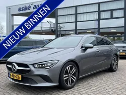 Grijs Gebruikt 2021 Mercedes CLA180 Business Sedan | € 30.950 (Duur)