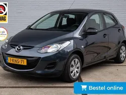 Grijs Gebruikt 2013 Mazda 2 Hatchback | € 7.650 (Eerlijke prijs)