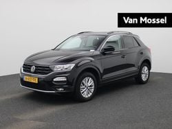 Zwart Gebruikt 2021 VW T-Roc Style SUV | € 23.900 (Goede deal)
