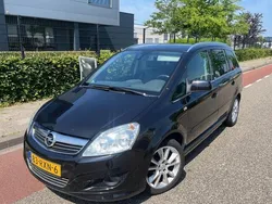 Zwart Gebruikt 2011 Opel Zafira Cosmo MPV | € 3.499 (Goede deal)