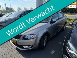 Beige Gebruikt 2014 Skoda Octavia Business Line Hatchback | € 8.395 (Eerlijke prijs)