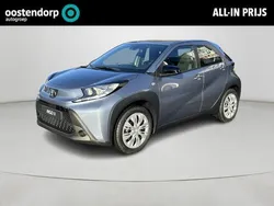 Blauw Nieuw 2025 Toyota Aygo Play Hatchback | € 21.347 (Eerlijke prijs)