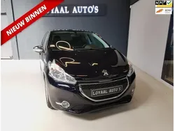 Blauw Gebruikt 2014 Peugeot 208 Style Hatchback | € 6.999 (Eerlijke prijs)