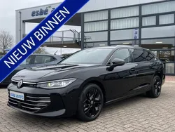 Zwart Gebruikt 2024 VW Passat Pro Stationwagen | € 41.950 (Duur)