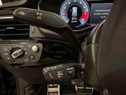 Grijs, metallic lak Gebruikt 2021 Audi A4 S-Line Stationwagen | € 42.900 (Eerlijke prijs)