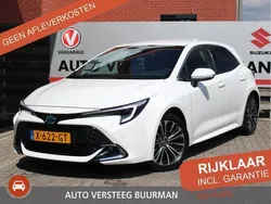 Wit Gebruikt 2023 Toyota Corolla Edition Hatchback | € 26.950 (Eerlijke prijs)