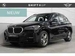 Zwart Gebruikt 2022 BMW X1 M Sport SUV | € 35.940 (Eerlijke prijs)