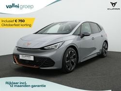 Grijs Gebruikt 2023 Cupra Born e-Boost Hatchback | € 32.950 (Iets duurder)