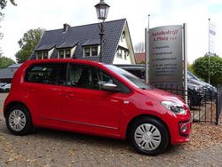 Rood Gebruikt 2014 VW up! Edition Hatchback | € 7.450 (Eerlijke prijs)