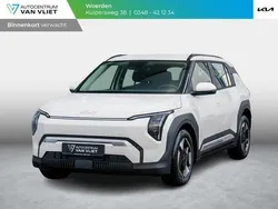 Ivory silver glossy Nieuw 2025 Kia EV3 3 SUV | € 34.790 (Goede deal)