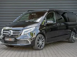 Zwart Gebruikt 2019 Mercedes V300 MPV | € 38.900