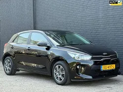 Zwart Gebruikt 2018 Kia Rio Hatchback | € 13.945 (Eerlijke prijs)