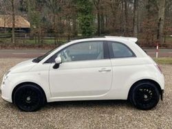 Wit Gebruikt 2011 Fiat 500 Lounge Hatchback | € 4.650 (Eerlijke prijs)