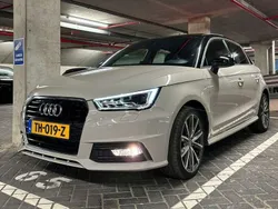 Beige Gebruikt 2018 Audi A1 Advanced Hatchback | € 18.500