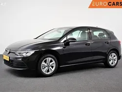 Zwart Gebruikt 2021 VW Golf VIII Life Hatchback | € 19.940 (Goede deal)