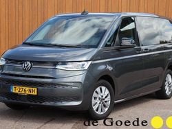Grijs Gebruikt 2023 VW Multivan Style Van | € 54.940 (Goede deal)